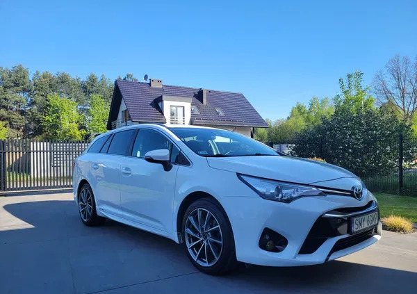 samochody osobowe Toyota Avensis cena 63900 przebieg: 160000, rok produkcji 2016 z Myszków